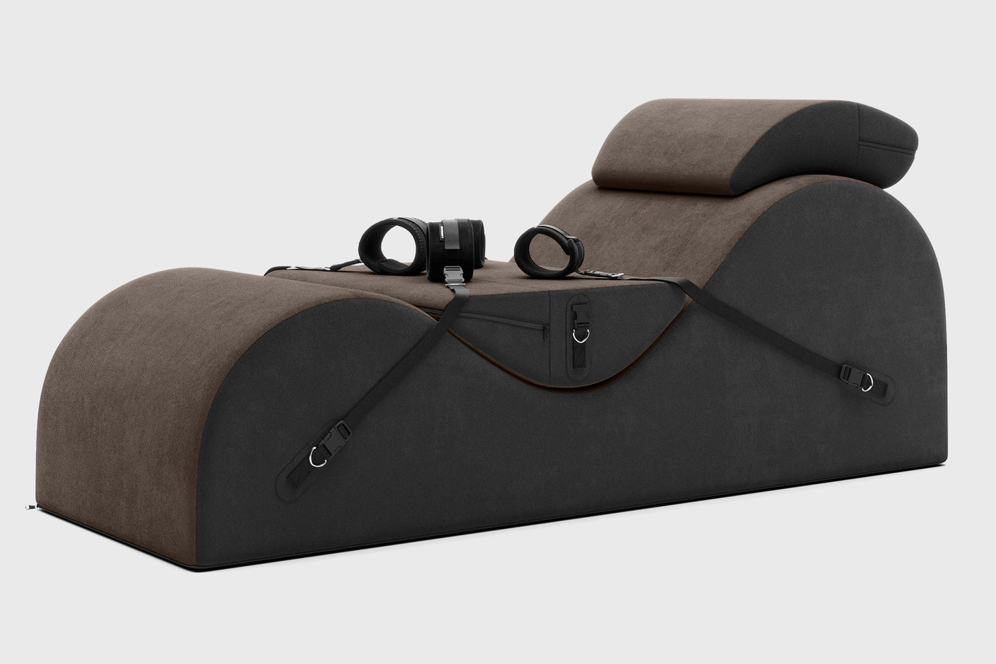 Esse Chaise – Velvish & Valkyrie Editions