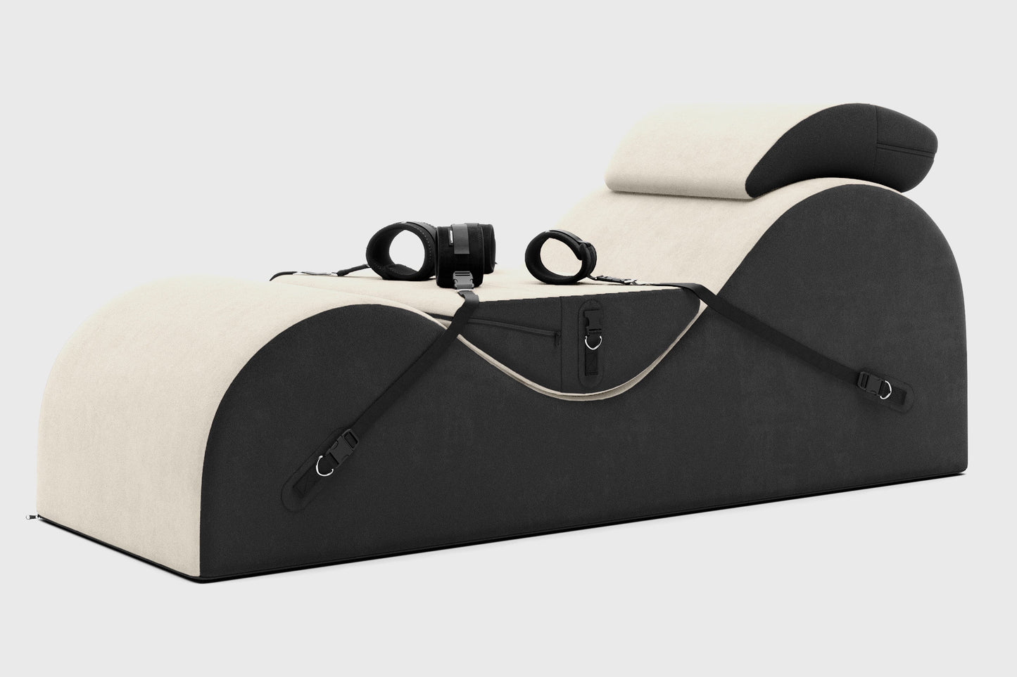 Esse Chaise – Velvish & Valkyrie Editions