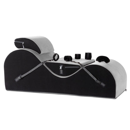 Esse Chaise – Velvish & Valkyrie Editions